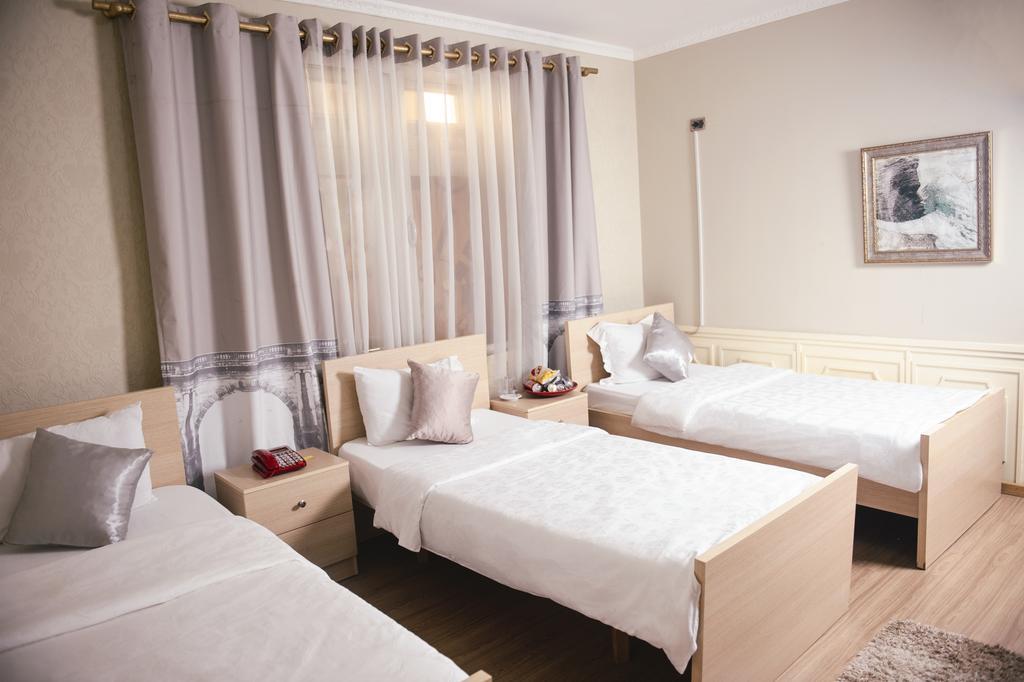 Hotel Eagle تيرانا المظهر الخارجي الصورة