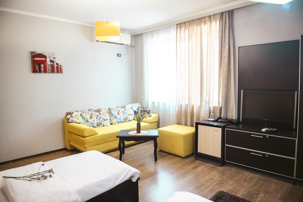 Hotel Eagle تيرانا المظهر الخارجي الصورة